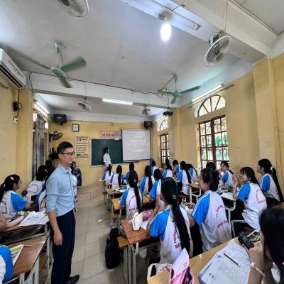 ĐƯỜNG AN: ĐOÀN TRƯỜNG THPT BÌNH GIANG TỔ CHỨC BUỔI SINH HOẠT CHUYÊN ĐỀ KỶ NIỆM 71 NĂM NGÀY GIẢI PHÓNG HẢI PHÒNG (13/5/1955 – 13/5/2026).