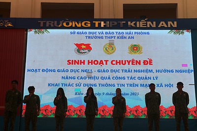 THPT Kiến An: Hưởng ứng Ngày Pháp luật Việt Nam 9/11; Hoạt động tạo trào lưu, xu hướng tích cực trên không gian mạng tổ chức sinh hoạt chuyên đề 