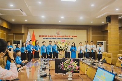 Lãnh đạo nhà trường gặp mặt, đối thoại BCH Đoàn TNCS Hồ Chí Minh nhân dịp kỷ niệm 92 năm ngày thành lập Đoàn TNCS HCM (26/3/1931 - 26/3/2023)