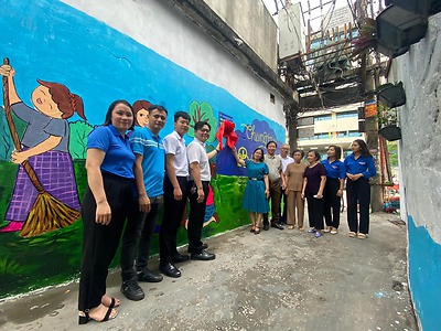 Đoàn phường Cầu Tre ra mắt công trình Bức tường xanh và Hàng cây thanh niên gắn mã QR-CODE tra cứu thông tin Tổ dân phố số 2 