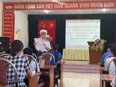 Chỉ đạo Đoàn phường Hải Sơn: tổ chức gặp mặt cựu chiến binh, nói chuyện truyền thống về Đoàn tàu không số