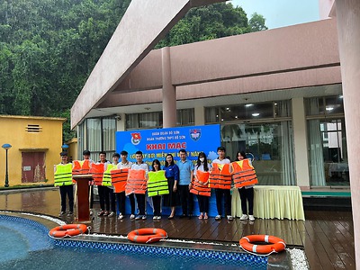 Quận đoàn - Hội LHTN Việt Nam quận Đồ Sơn: thành lập Câu lạc bộ Bơi quận Đồ Sơn
