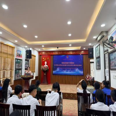 ĐƯỜNG AN: ĐOÀN TRƯỜNG THPT ĐƯỜNG AN TỔ CHỨC TƯ VẤN HƯỚNG NGHIỆP CHO ĐOÀN VIÊN, HỌC SINH