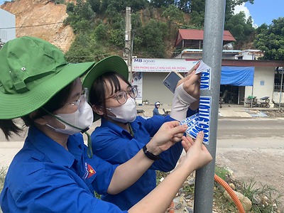 Thực hiện “Tuyến đường Sáng - Xanh - Sạch - Đẹp” năm 2024 - Chiến dịch Thanh Niên Tình Nguyện Hè 2024