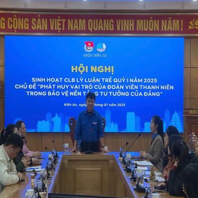 Sinh hoạt Câu lạc bộ Lý luận trẻ quận Quý I năm 2025