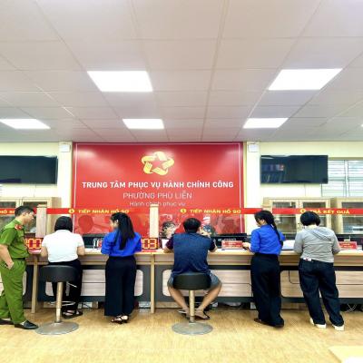 Duy trì đội hình thanh niên tình nguyện hỗ trợ Trung tâm Phục vụ Hành chính công