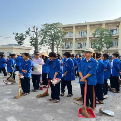 TUỔI TRẺ HỒNG AN RA QUÂN NGÀY CHỦ NHẬT XANH