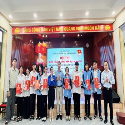 TUỔI TRẺ XÃ AN HƯNG HƯỞNG ỨNG NGÀY PHÁP LUẬT VIỆT NAM (09/11)