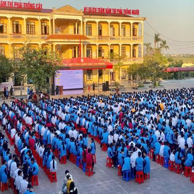 TRƯỜNG THPT TRẦN HƯNG ĐẠO - XÃ AN HƯNG TỔ CHỨC DIỄN ĐÀN XÂY DỰNG TÌNH BẠN ĐẸP – NÓI KHÔNG VỚI BẠO LỰC HỌC ĐƯỜNG