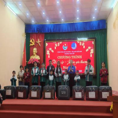 TẾT ẤM ÁP – XUÂN YÊU THƯƠNG 