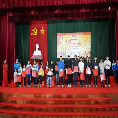 TẾT SUM VẦY – ẤM ÁP NGHĨA TÌNH, CHĂM LO THANH NIÊN CÔNG NHÂN DỊP TẾT BÍNH NGỌ 2026
