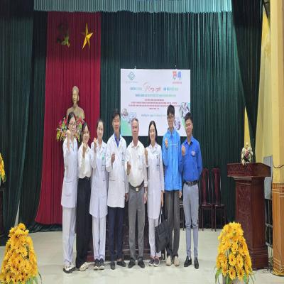 ĐƯỜNG AN: TỔ CHỨC CHƯƠNG TRÌNH “RẠNG NGỜI ĐÔI MẮT VIỆT NAM” KHÁM, TƯ VẤN, SÀNG LỌC VÀ TƯ VẤN SỨC KHOẺ VỀ MẮT CHO NGƯỜI DÂN, NGƯỜI CAO TUỔI, CÁC ĐỐI TƯỢNG CHÍNH SÁCH TRÊN ĐỊA BÀN XÃ ĐƯỜNG AN