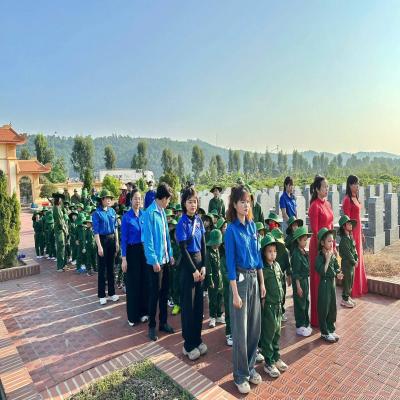 Giáo dục truyền thống “Uống nước nhớ nguồn”