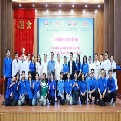 TUỔI TRẺ NAM THANH MIỆN XUNG KÍCH TÌNH NGUYỆN VÌ SỨC KHỎE CỘNG ĐỒNG