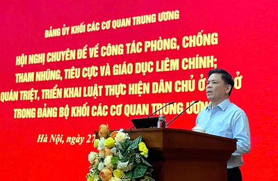 Đề cao quyết tâm chính trị của tổ chức Đảng và đảng viên trong phòng, chống tham nhũng, tiêu cực