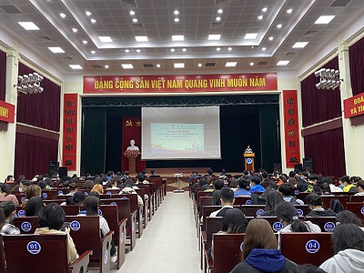 Đoàn trường Đại học Y dược Hải Phòng hưởng ứng Ngày Pháp luật Việt Nam