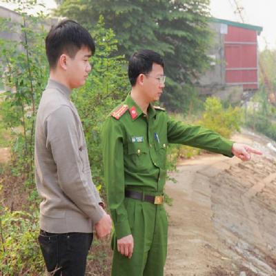 Thanh niên 19 tuổi dũng cảm lao xuống sông cứu người nhảy cầu