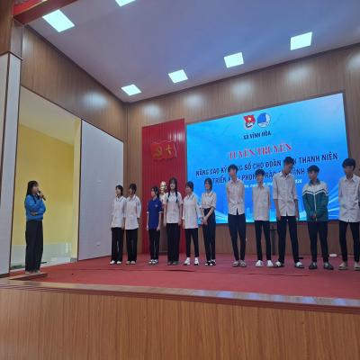 Tuyên truyền nâng cao kỹ năng số cho đoàn viên thanh niên, triển khai phong trào gia đình số