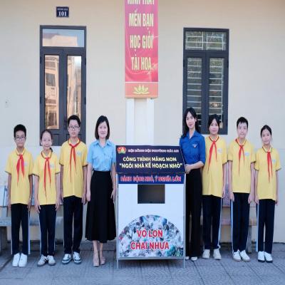  TRAO TẶNG CÔNG TRÌNH MĂNG NON 