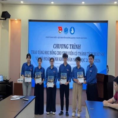 CHƯƠNG TRÌNH TRAO TẶNG HỌC BỔNG SINH VIÊN NĂM HỌC 2025 - 2026: 