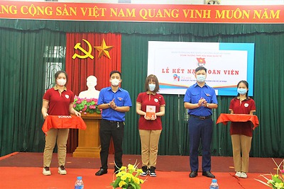Lễ Kết nạp Đoàn viên - Kỷ niệm 91 năm ngày thành lập Đoàn TNCS Hồ Chí Minh (26/3/1931 - 26/3/2022)