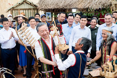 Công tác bảo vệ nền tảng tư tưởng của Đảng, đấu tranh phản bác các quan điểm sai trái, thù địch đạt nhiều kết quả tích cực