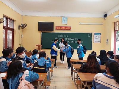 Đoàn trường THPT Kiến Thụy tổ chức diễn đàn 