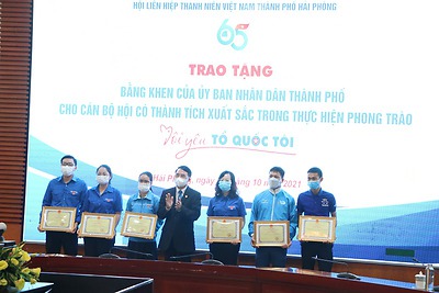 Gặp mặt kỷ niệm 65 năm Ngày Truyền thống Hội LHTN Việt Nam