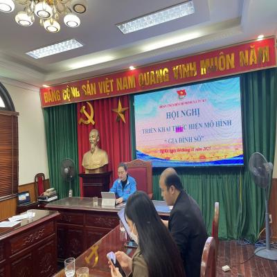 ĐOÀN XÃ TỨ KỲ TRIỂN KHAI MÔ HÌNH “GIA ĐÌNH SỐ”