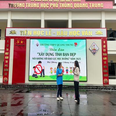 Diễn đàn “Xây dựng tình bạn đẹp – Nói không với bạo lực học đường” tại Trường THPT Quang Trung