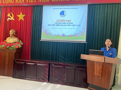 Lễ kết nạp Hội viên - Lớp Hội viên 67 năm ngày thành lập Hội LHTN Việt Nam