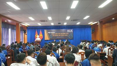 Hội thảo Sinh viên với nghiên cứu và công bố khoa học 2022 tại Trường Đại học Hàng hải Việt Nam