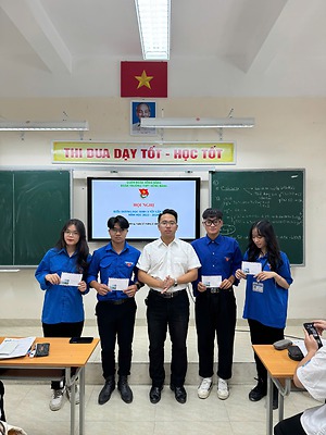 Đoàn trường THPT Hồng Bàng tổ chức Hội nghị biểu dương học sinh 3 tốt cấp trường