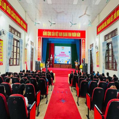 XÃ ĐẠI SƠN: ĐOÀN XÃ ĐẠI SƠN TỔ CHỨC CHƯƠNG TRÌNH HƯỚNG NGHIỆP LWL CHO HƠN 200 HỌC SINH THCS TRÊN ĐỊA BÀN XÃ ĐẠI SƠN