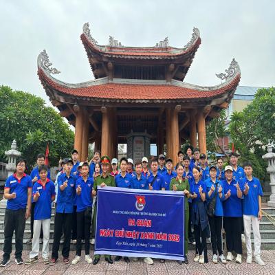 ĐOÀN TRƯỜNG ĐẠI HỌC SAO ĐỎ RA QUÂN NGÀY CHỦ NHẬT XANH 20/7/2025 TẠI XÃ HỢP TIẾN, THÀNH PHỐ HẢI PHÒNG