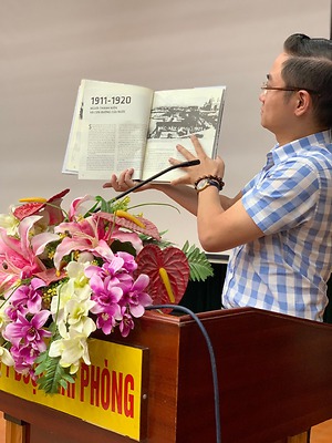 Đoàn Thanh niên trường Đại học Y Dược Hải Phòng sinh hoạt sách Bác Hồ