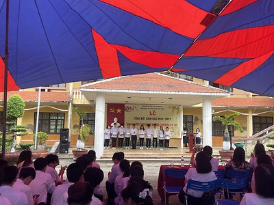 Trường PT Nội trú Đồ Sơn tổ chức biểu dương học sinh 3 tốt cấp trường