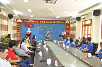 Huyện Đoàn Bạch Long Vĩ tổ chức chương trình đối thoại giữa Lãnh đạo UBND huyện với thanh niên