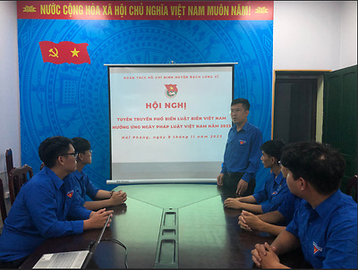 Đoàn TNCS Hồ Chí Minh huyện Bạch Long Vỹ tổ chức Hội nghị tuyên truyền phổ biến Luật Biển Việt Nam hưởng ứng ngày Pháp luật Việt Nam 09/11