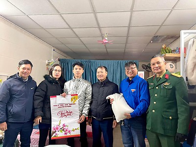 Quận Đoàn Ngô Quyền chỉ đạo Đoàn các phường tổ chức thăm, tặng quà thanh niên hoàn thành nghĩa vụ quân sự