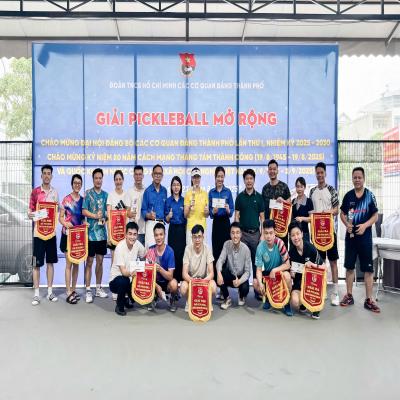 Đoàn Các cơ quan Đảng thành phố đã tổ chức Giải Pickleball mở rộng năm 2025
