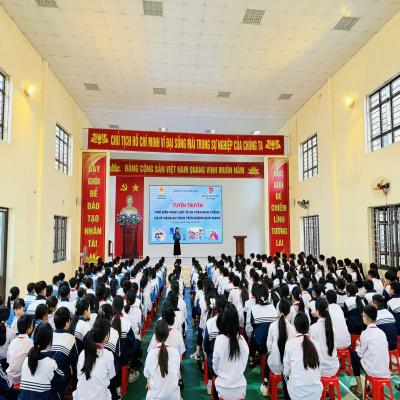 ĐOÀN TNCS HỒ CHÍ MINH XÃ AN HƯNG PHỐI HỢP TỔ CHỨC CHƯƠNG TRÌNH TUYÊN TRUYỀN PHỔ BIẾN PHÁP LUẬT VỀ ATGT VÀ KỸ NĂNG AN TOÀN TRÊN KHÔNG GIAN MẠNG - HƯỞNG ỨNG NGÀY PHÁP LUẬT VIỆT NAM (9/11), PHONG TRÀO 