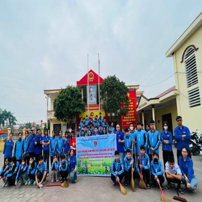 TUỔI TRẺ AN HƯNG RA QUÂN NGÀY CHỦ NHẬT XANH –  PHÒNG CHỐNG RÁC THẢI NHỰA -  CHUNG TAY XÂY DỰNG NÔNG THÔN MỚI