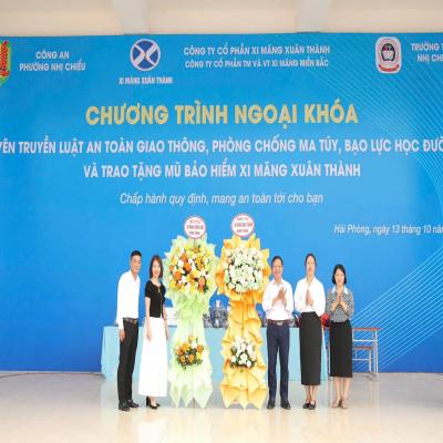 TUYÊN TRUYỀN AN TOÀN GIAO THÔNG VÀ PHÒNG CHỐNG TỆ NẠN XÃ HỘI