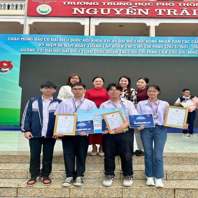 ĐOÀN TRƯỜNG  THPT NAM SÁCH ĐẠT GIẢI BA CẤP THÀNH PHỐ CUỘC THI OLYMPIC TIẾNG ANH