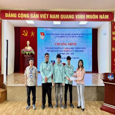 CHƯƠNG TRÌNH TỌA ĐÀM NGHIÊN CỨU KHOA HỌC TRONG HỌC SINH SINH VIÊN, HỖ TRỢ HỌC SINH SINH VIÊN NGHIÊN CỨU KHOA HỌC NĂM HỌC 2025 - 2026
