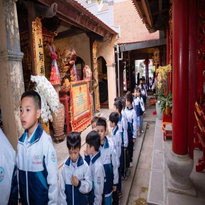 Liên đội trường PT Hermann Gmeiner: tổ chức hành trình đến với địa chỉ đỏ 