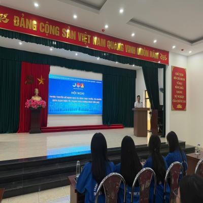  Hội nghị Tuyên truyền sử dụng dịch vụ công trực tuyến, tài khoản định danh điện tử, thanh toán không dùng tiền mặt  và Hội nghị tuyên truyền nâng cao kỹ năng số cho đoàn viên, thanh niên và hoạt động triển khai phong trào gia đình số năm 2026