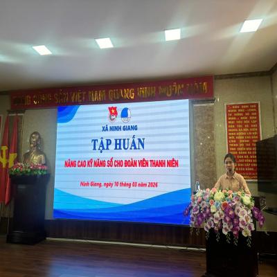 NINH GIANG: TẬP HUẤN NÂNG CAO KỸ NĂNG SỐ VÀ NĂNG LỰC CHUYỂN ĐỔI SỐ CHO ĐOÀN VIÊN THANH NIÊN