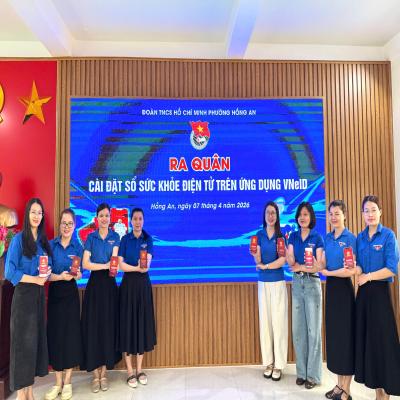 PHƯỜNG HỒNG AN RA QUÂN CAO ĐIỂM HỖ TRỢ CÀI ĐẶT SỔ SỨC KHỎE ĐIỆN TỬ TRÊN ỨNG DỤNG VNeID